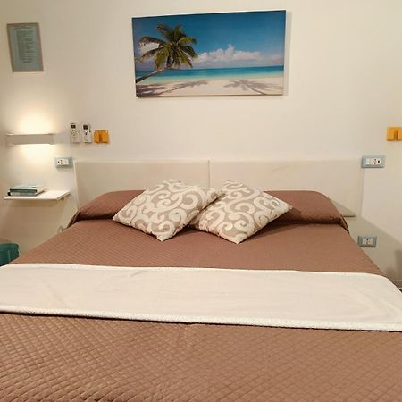 Villa Santa Lucia 圣贝内代托-德尔特龙托 外观 照片